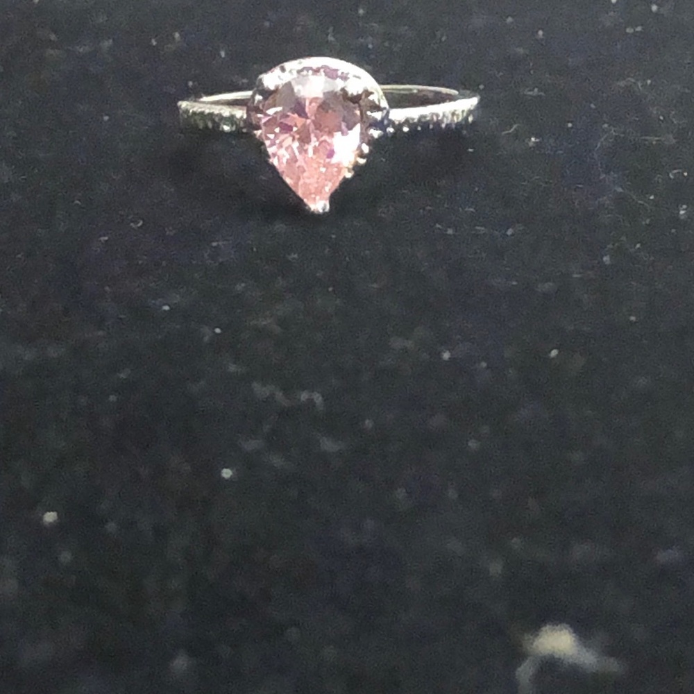Jewelscent ring